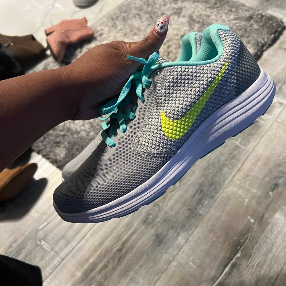 Nike Women's Gray and Lime Athletic Shoes